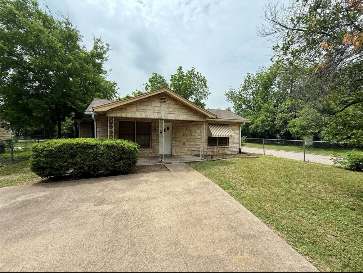 Property main image
