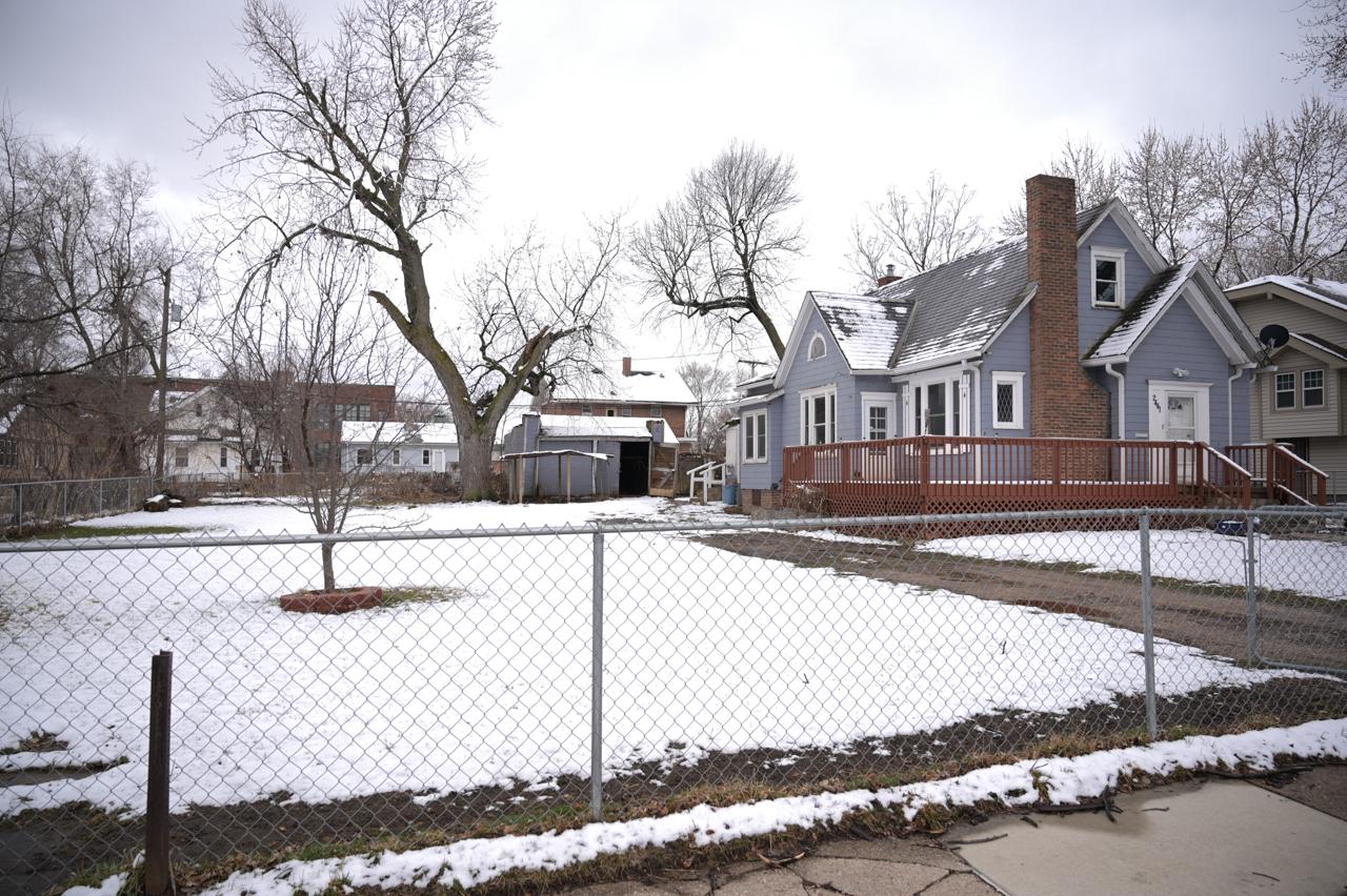 Property thumbnail image