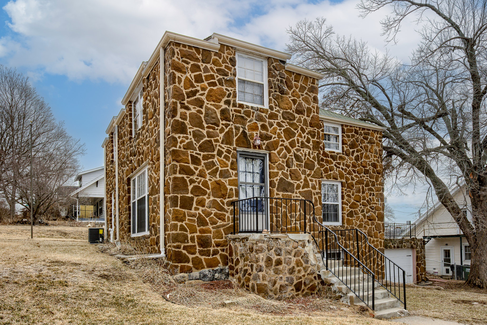 Property thumbnail image
